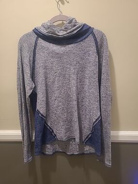 KUHL Women's Viola Nova Pullover Cowl Neck Blue Heathered size XL